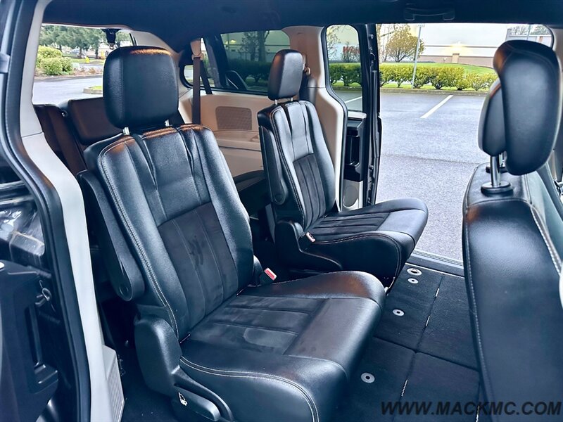 2018 Dodge Grand Caravan SXT - Photo 18 - Hillsboro, OR 97123