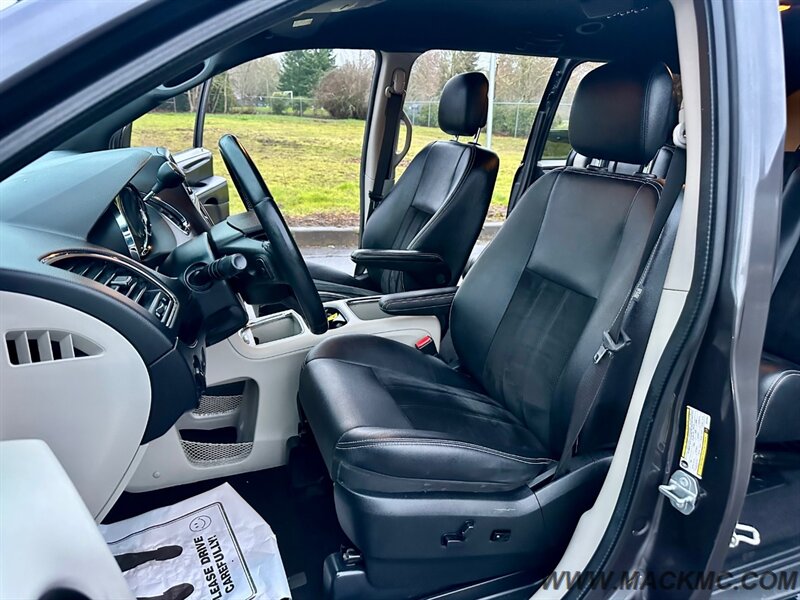 2018 Dodge Grand Caravan SXT - Photo 16 - Hillsboro, OR 97123