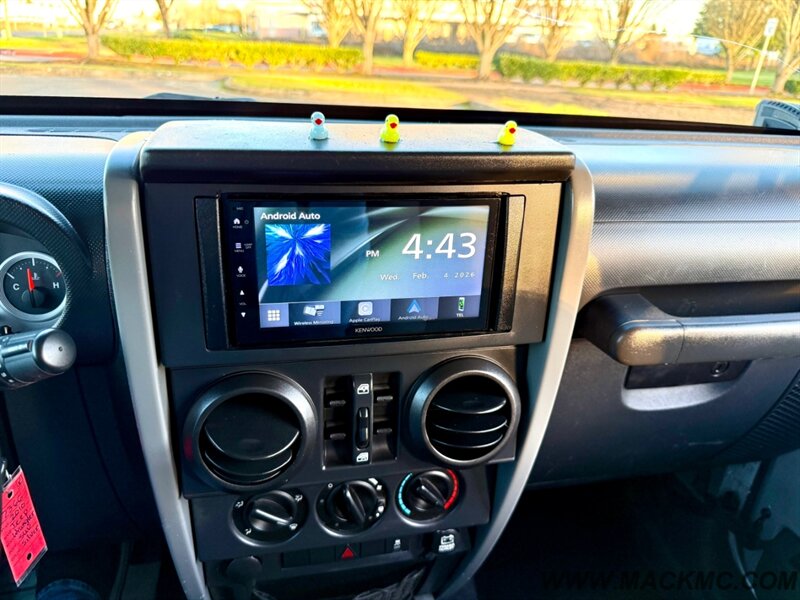 2010 Jeep Wrangler Sport 4 Door Automatic Hardtop MT's   - Photo 19 - Hillsboro, OR 97123