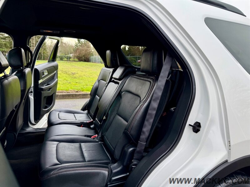 2016 Ford Explorer Sport AWD 3Rd Row Seating   - Photo 19 - Hillsboro, OR 97123