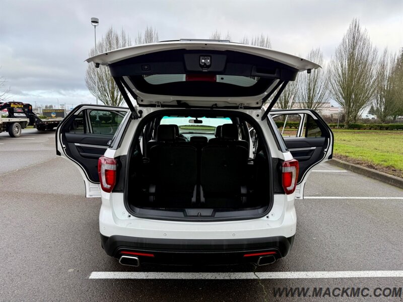 2016 Ford Explorer Sport AWD 3Rd Row Seating   - Photo 29 - Hillsboro, OR 97123
