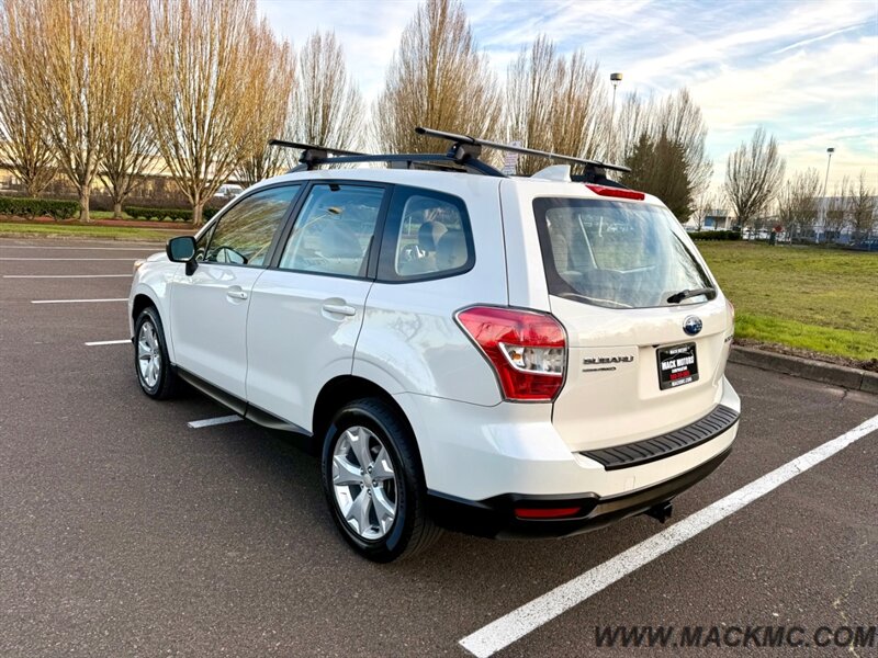 2016 Subaru Forester 2.5i AWD 1-Owner - Photo 8 - Hillsboro, OR 97123