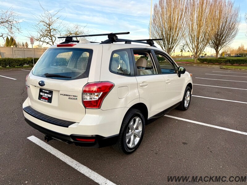 2016 Subaru Forester 2.5i AWD 1-Owner - Photo 6 - Hillsboro, OR 97123