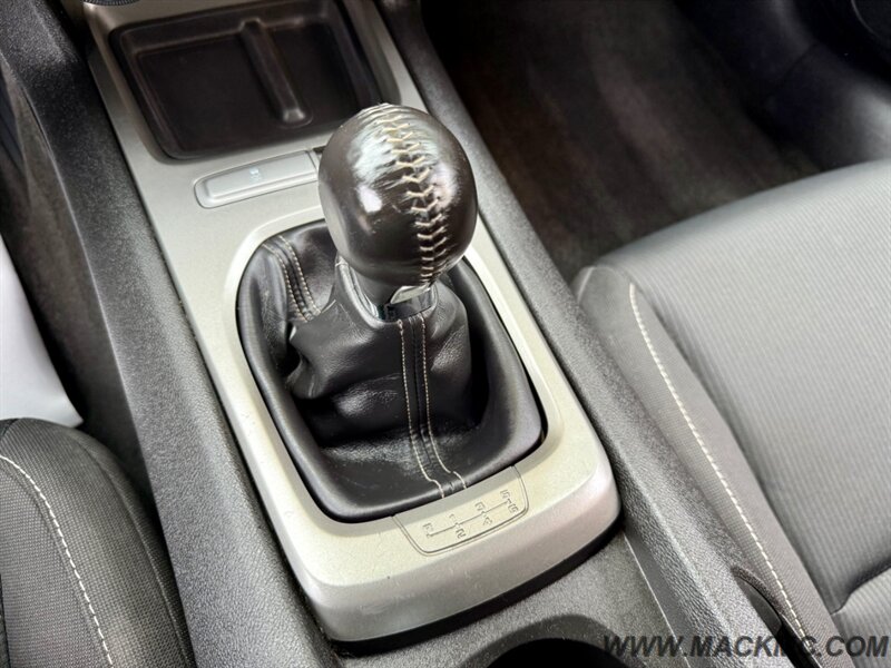 2012 Chevrolet Camaro LT RS 6-Speed Manual 28-MPG   - Photo 15 - Hillsboro, OR 97123