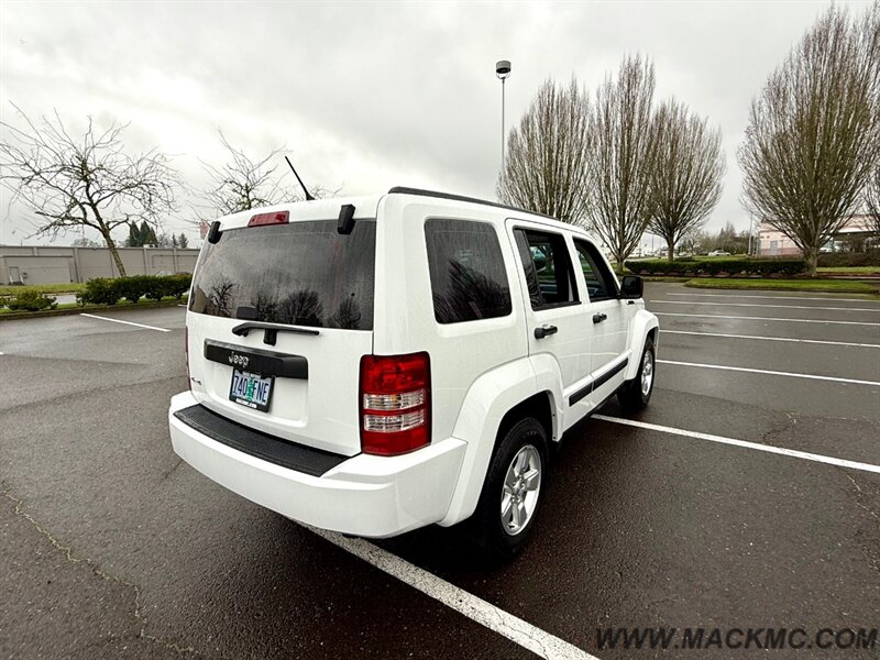 2012 Jeep Liberty Sport 4X4 93k Low Miles 21-MPG   - Photo 7 - Hillsboro, OR 97123