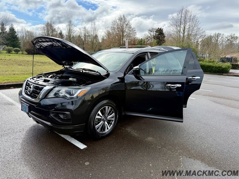 2017 Nissan Pathfinder S 3Rd Row New Tires AWD   - Photo 28 - Hillsboro, OR 97123
