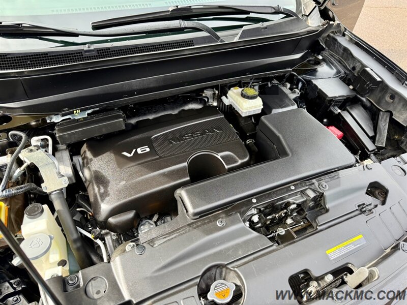 2017 Nissan Pathfinder S 3Rd Row New Tires AWD   - Photo 26 - Hillsboro, OR 97123