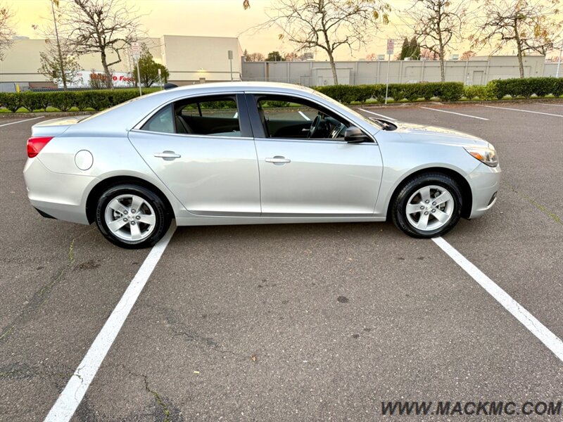 2013 Chevrolet Malibu LS 39K Low Miles New tires 34-MPG - Photo 6 - Hillsboro, OR 97123