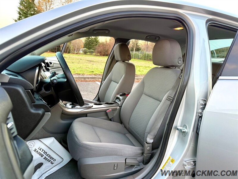 2013 Chevrolet Malibu LS 39K Low Miles New tires 34-MPG - Photo 16 - Hillsboro, OR 97123