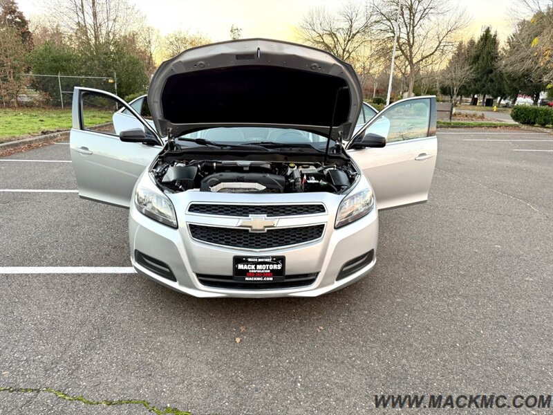 2013 Chevrolet Malibu LS 39K Low Miles New tires 34-MPG - Photo 22 - Hillsboro, OR 97123
