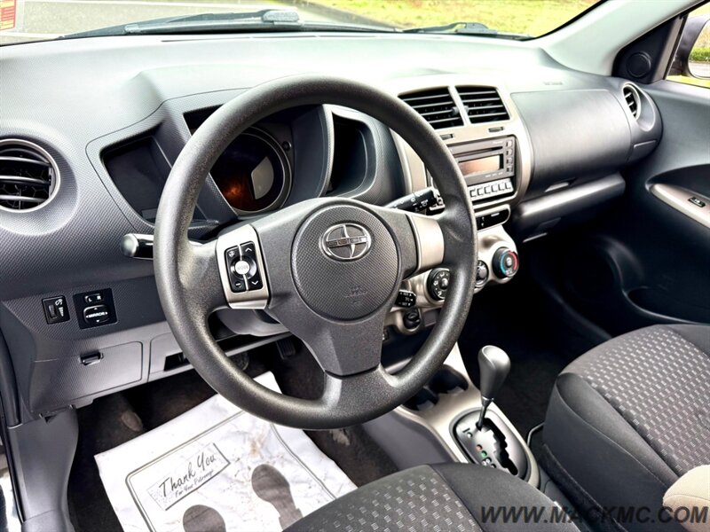 2011 Scion xD Automatic 85K Low Miles hatchback 33-MPG   - Photo 10 - Hillsboro, OR 97123