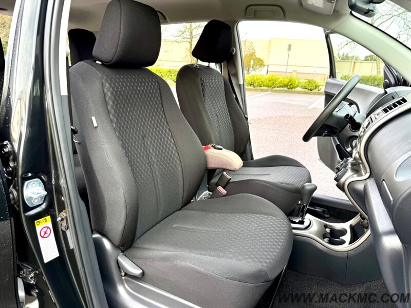 2011 Scion xD Automatic 85K Low Miles hatchback 33-MPG   - Photo 14 - Hillsboro, OR 97123