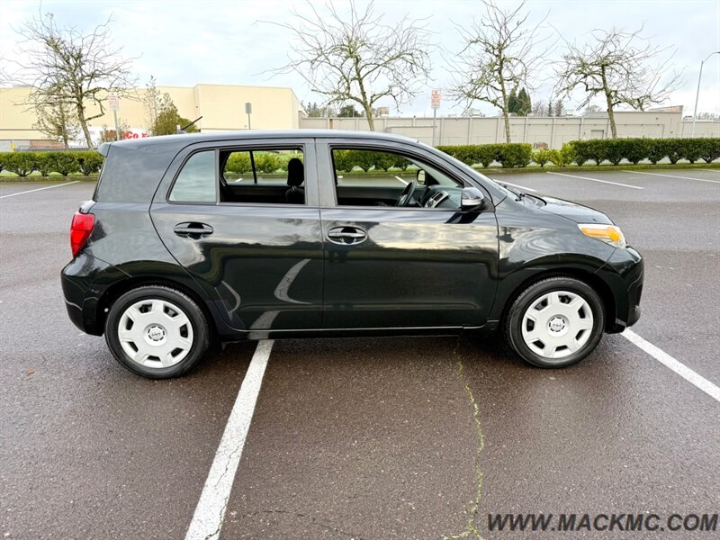 2011 Scion xD Automatic 85K Low Miles hatchback 33-MPG   - Photo 5 - Hillsboro, OR 97123