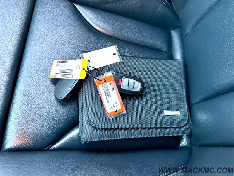 2017 Audi Q5 2.0T quattro Premium Loaded Pano Roof Heated Seats   - Photo 19 - Hillsboro, OR 97123
