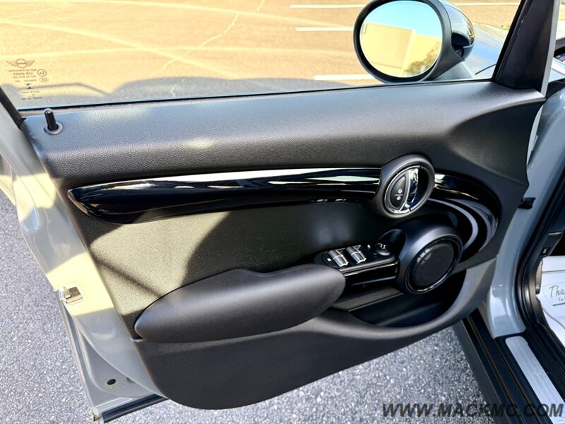 2016 MINI Hardtop 4 Door Cooper 27K Low Miles 1-Owner - Photo 23 - Hillsboro, OR 97123