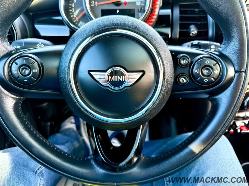 2016 MINI Hardtop 4 Door Cooper 27K Low Miles 1-Owner - Photo 12 - Hillsboro, OR 97123