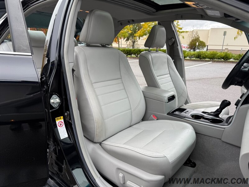 2015 Toyota Camry XLE AWD 90K Low Miles Loaded   - Photo 15 - Hillsboro, OR 97123