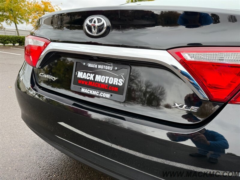 2015 Toyota Camry XLE AWD 90K Low Miles Loaded   - Photo 8 - Hillsboro, OR 97123