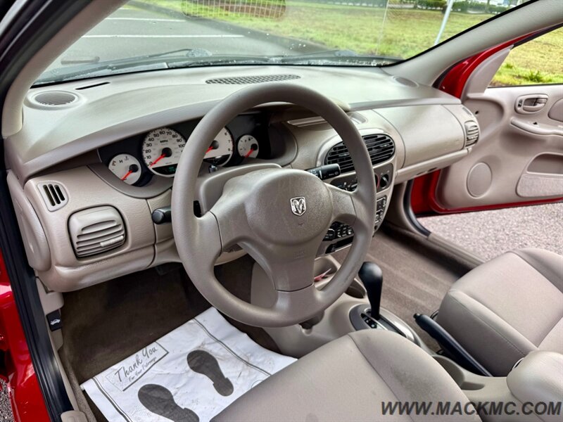 2005 Dodge Neon SXT 71K Low Miles   - Photo 11 - Hillsboro, OR 97123