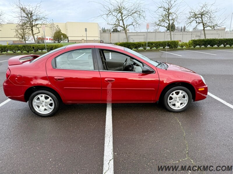 2005 Dodge Neon SXT 71K Low Miles   - Photo 5 - Hillsboro, OR 97123