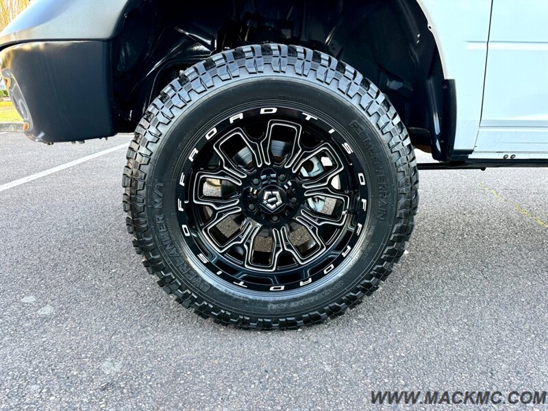 2018 RAM 1500 4x4 Lifted Rough Country Kit 35'S MTs - Photo 11 - Hillsboro, OR 97123