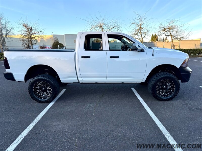 2018 RAM 1500 4x4 Lifted Rough Country Kit 35'S MTs - Photo 7 - Hillsboro, OR 97123