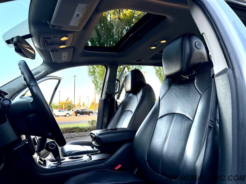 2016 Chevrolet Traverse LT 3Rd Row Seating Leather Back Up cam   - Photo 27 - Hillsboro, OR 97123