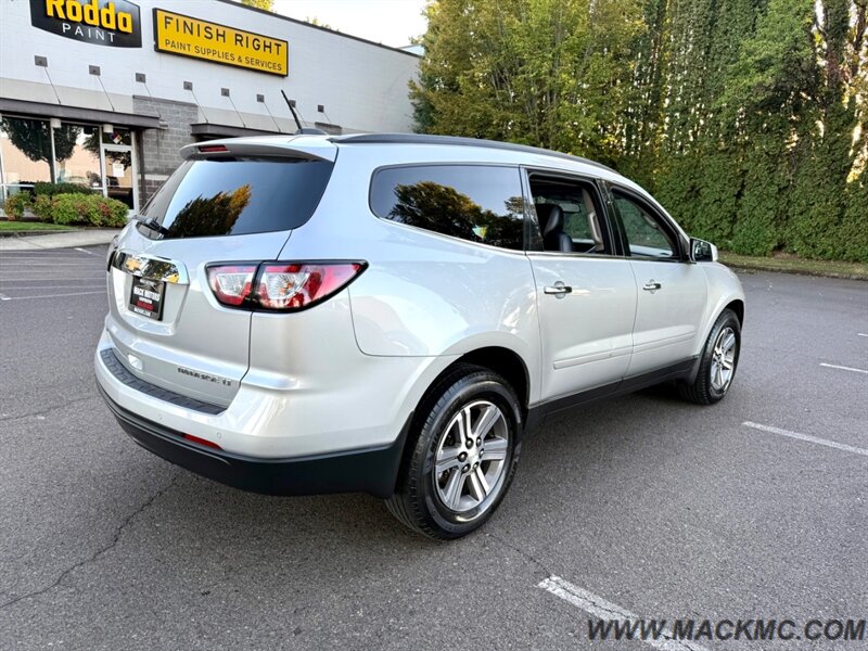 2016 Chevrolet Traverse LT 3Rd Row Seating Leather Back Up cam   - Photo 7 - Hillsboro, OR 97123
