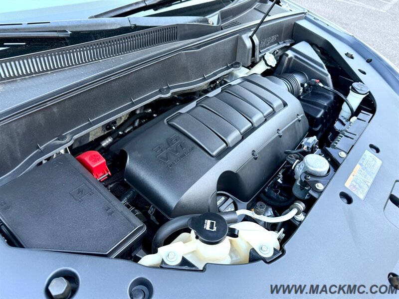 2016 Chevrolet Traverse LT 3Rd Row Seating Leather Back Up cam   - Photo 19 - Hillsboro, OR 97123