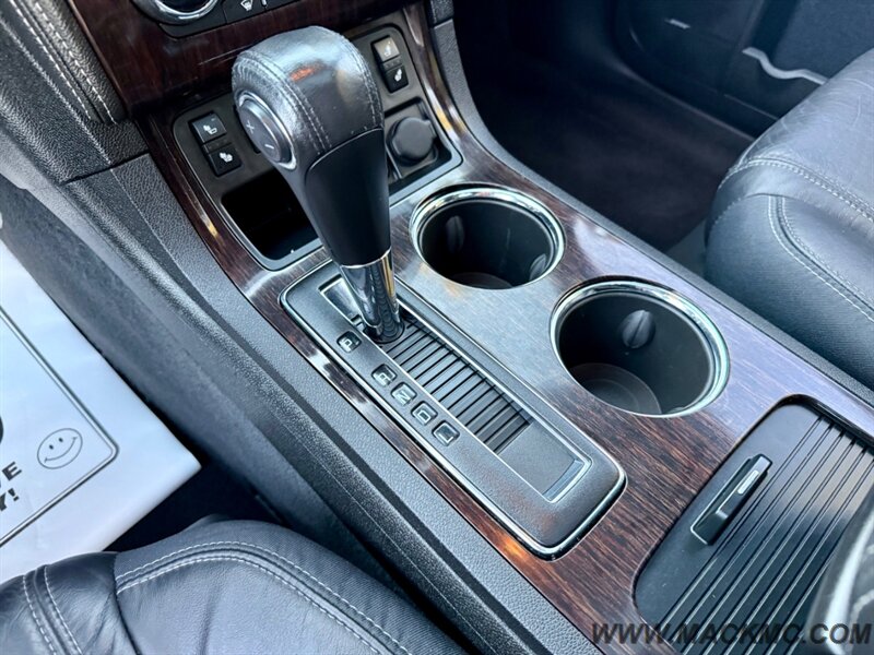 2016 Chevrolet Traverse LT 3Rd Row Seating Leather Back Up cam   - Photo 32 - Hillsboro, OR 97123