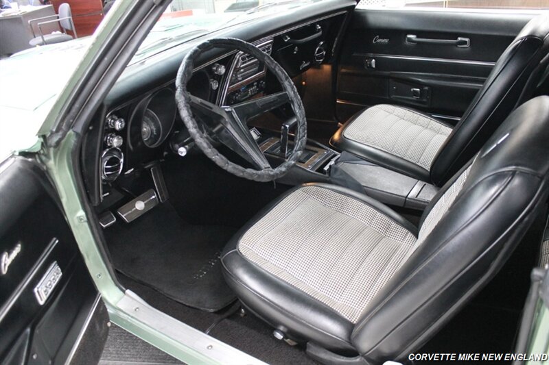 1968 Chevrolet Camaro SS 38