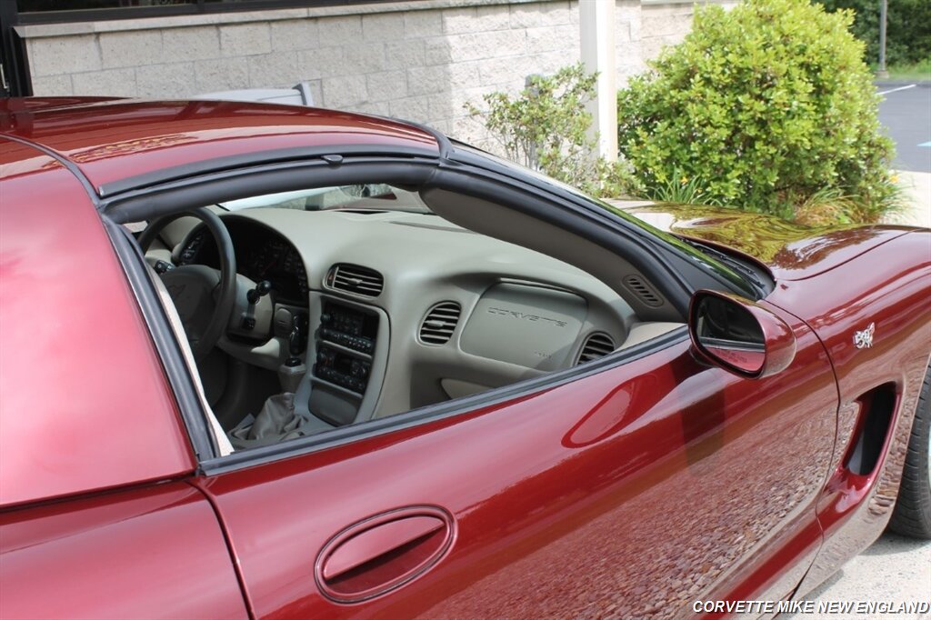 2003 Chevrolet Corvette 50th Anniversary - Photo 27 - Carver, MA 02330