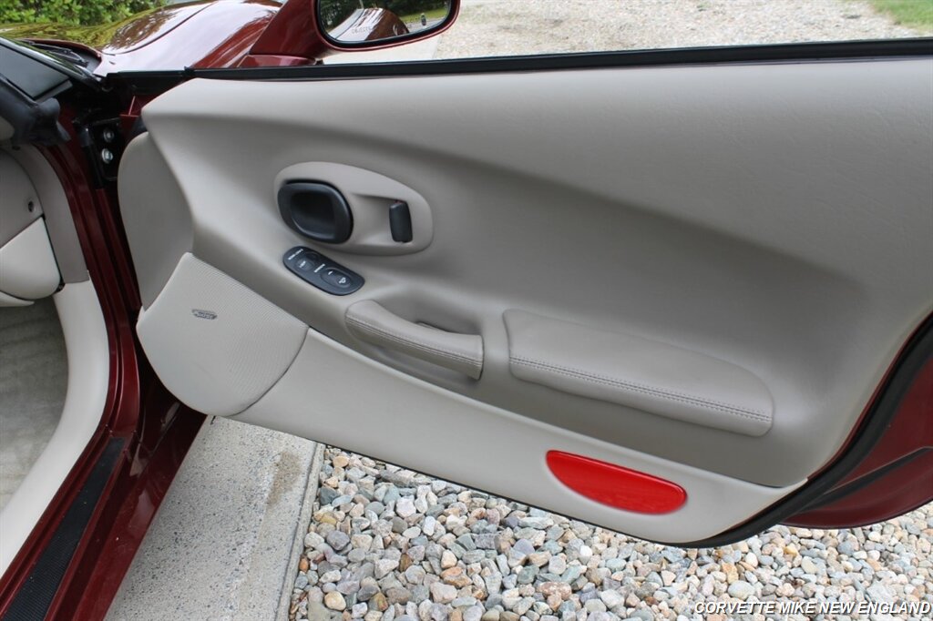 2003 Chevrolet Corvette 50th Anniversary - Photo 37 - Carver, MA 02330