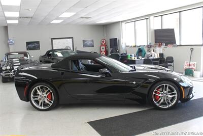 2016 Chevrolet Corvette Stingray Z51   - Photo 11 - Carver, MA 02330