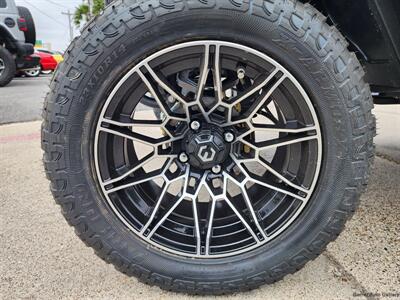 2026 VENOM STRIKE 6SEATER LIFTED   - Photo 19 - San Juan, TX 78589