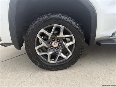 2023 GMC Sierra 1500 SLT Texas Edition   - Photo 16 - San Juan, TX 78589