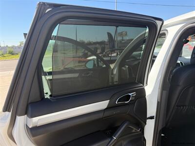 2014 Porsche Cayenne Turbo   - Photo 32 - San Juan, TX 78589