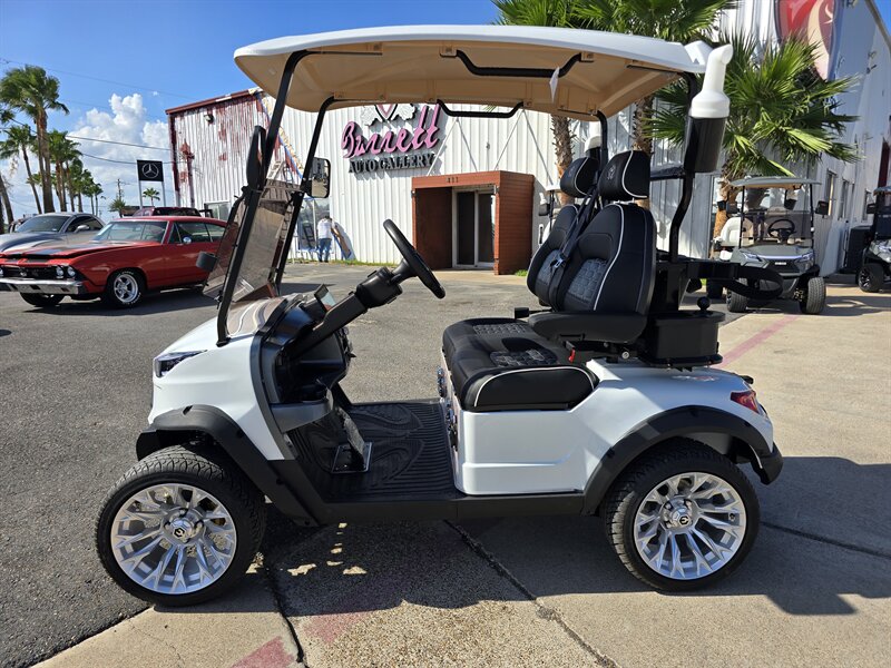 2025 VENOM STRIKE 2 SEATER  