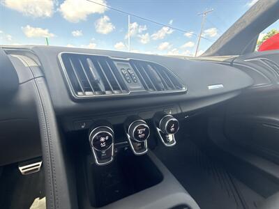 2023 Audi R8 5.2 V10 performance   - Photo 33 - San Juan, TX 78589