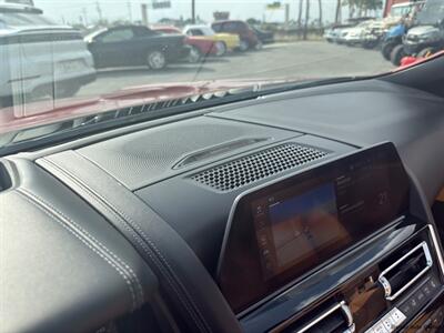 2020 BMW M8 CONV   - Photo 35 - San Juan, TX 78589
