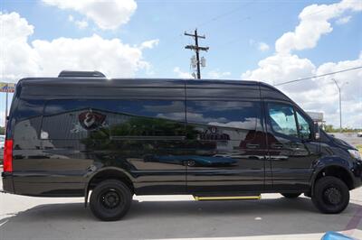 2024 Mercedes-Benz Sprinter 3500XD  Custom - Photo 18 - San J Uan, TX 78589