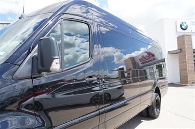 2024 Mercedes-Benz Sprinter 3500XD  Custom - Photo 6 - San J Uan, TX 78589