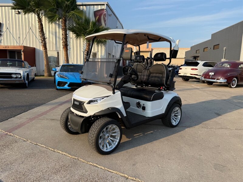 2025 VENOM EV STRIKE 2 SEATER NON LIFTED  