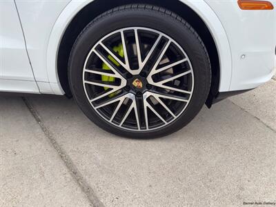 2024 Porsche Cayenne S E-Hybrid Coupe   - Photo 21 - San Juan, TX 78589