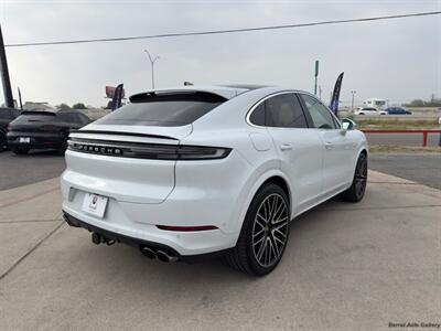 2024 Porsche Cayenne S E-Hybrid Coupe   - Photo 16 - San Juan, TX 78589