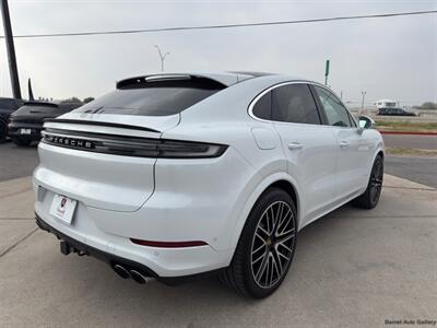 2024 Porsche Cayenne S E-Hybrid Coupe   - Photo 14 - San Juan, TX 78589