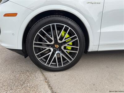 2024 Porsche Cayenne S E-Hybrid Coupe   - Photo 6 - San Juan, TX 78589