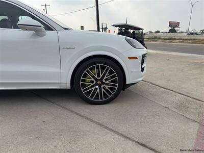 2024 Porsche Cayenne S E-Hybrid Coupe   - Photo 20 - San Juan, TX 78589