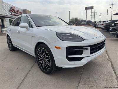 2024 Porsche Cayenne S E-Hybrid Coupe   - Photo 22 - San Juan, TX 78589