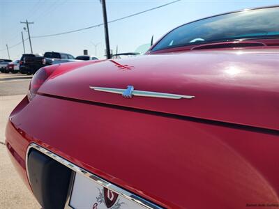 2002 Ford Thunderbird Deluxe   - Photo 14 - San Juan, TX 78589